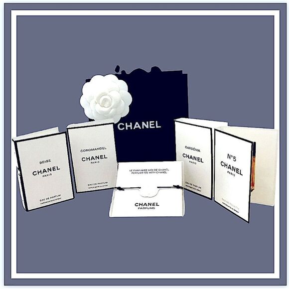 CHANEL BEAUTY SET PERFUME ME WITH CHANEL BRACELET AND 5 FRAGRANCE - Picture 1 of 3